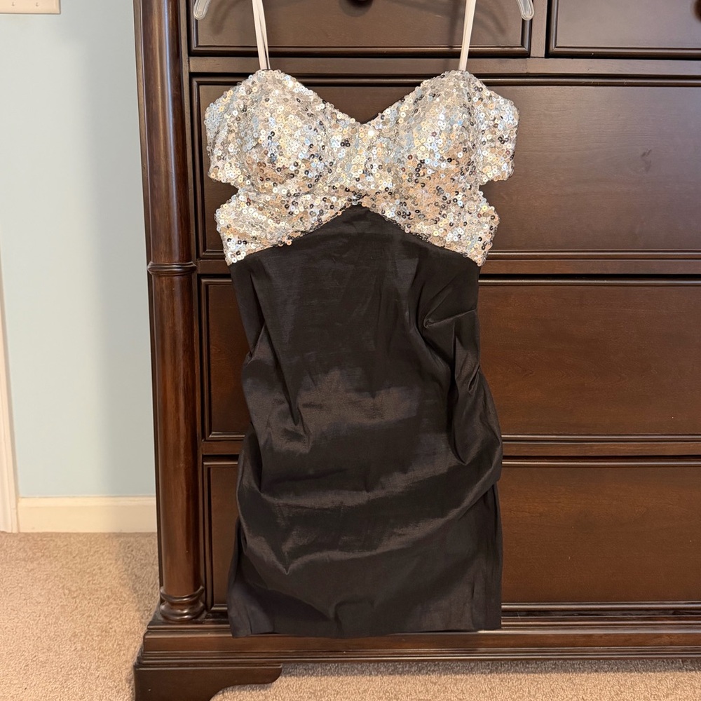 Blondie Nites by Stacie Skylar silver black ruched strapless mini dress size 13